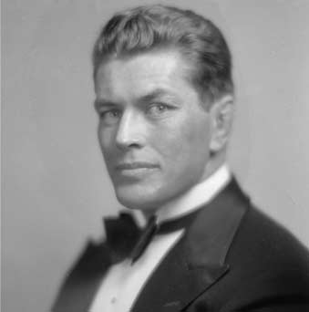 Gene Tunney - The Fighting Marine - Heavyweight Champion